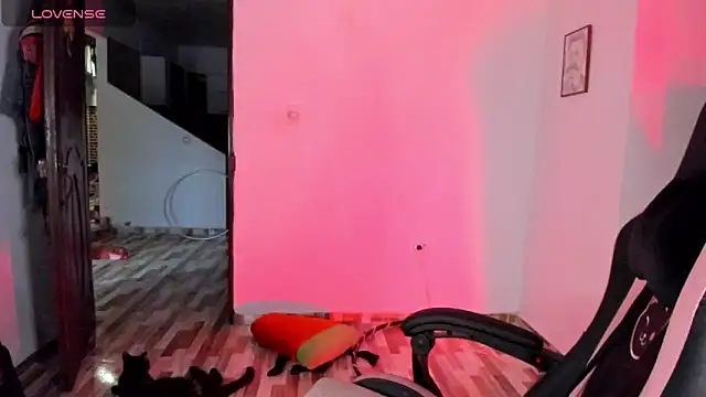 adrena_10 Chat XXX in diretta