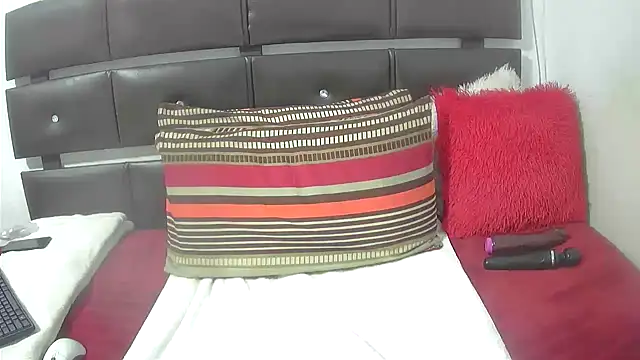 Mishanti Chat XXX in diretta