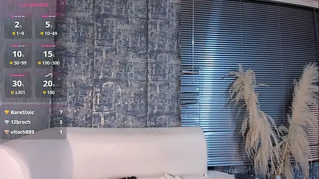 NathalyLeen live XXX chat