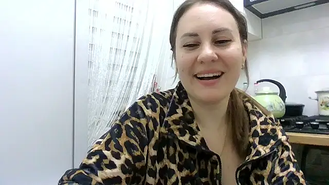 MeadowEyes Chat XXX in diretta