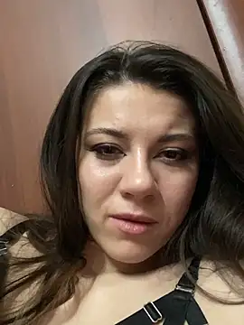 OnlyLeiLa: онлайн-секс-чат