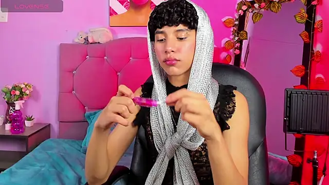 artemis_jones' Webcam Show