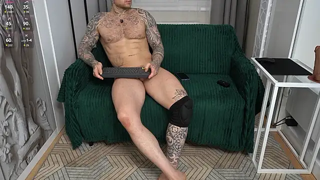 NickHOWLENのウェブカメラショー