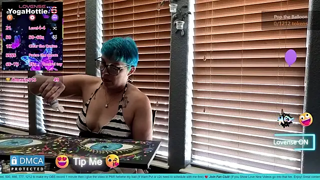 YogaHottie76 Live XXX-chat