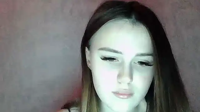 SweetLoraa: απευθείας συνομιλία ΧΧΧ