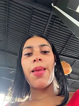 AlannaEvons: διαδικτυακό σόου στην κάμερα