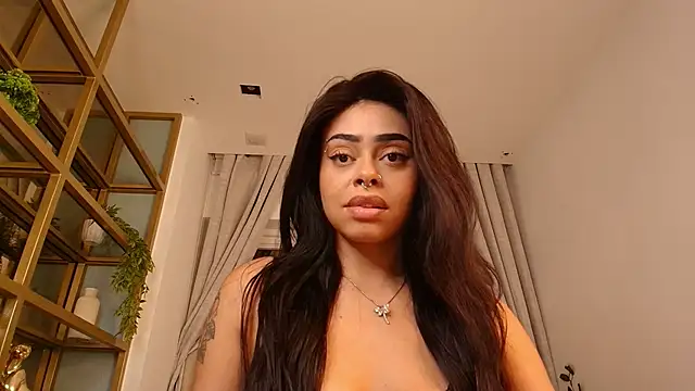 Pauline_Clark live XXX chat