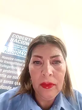 LORENA--01 即時 XXX 聊天