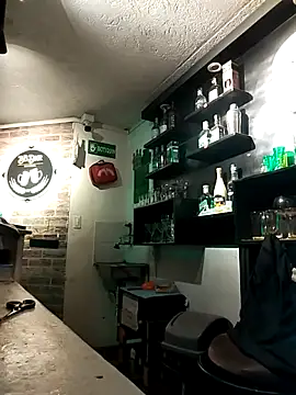 karlagiraldo198 élő XXX-chatje