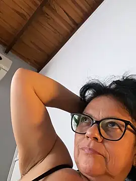 Sharongirl07: διαδικτυακό σόου στην κάμερα