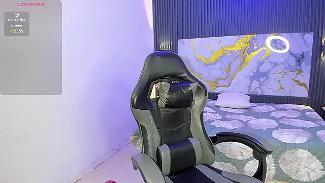 Amelia_Lopez24 élő XXX-chatje