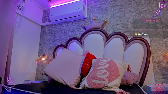 EmmaCrush Chat XXX in diretta