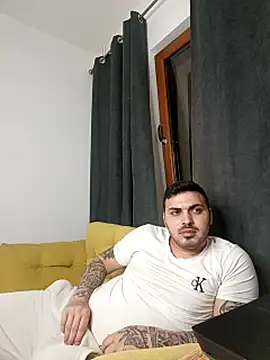 I_amAhille webcam show