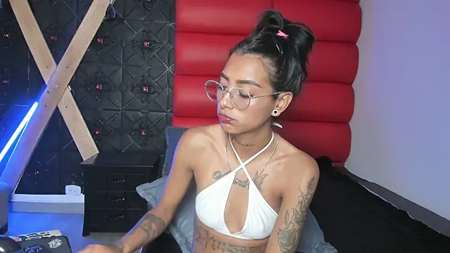 Chat XXX en directo de KarlaSlutSkinny__