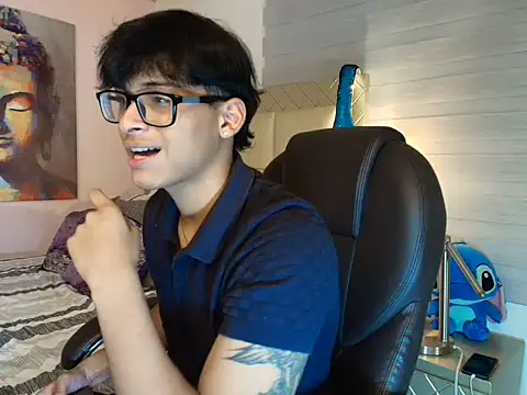 mathias_oberlin Adlı Modelin Canlı XXX Sohbeti