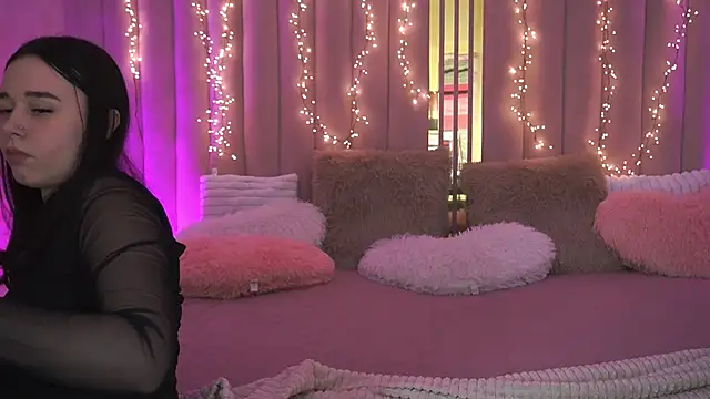 TorrySrar Adlı Modelin Canlı XXX Sohbeti