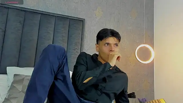 عرض كام Alejandroo_Montenegro