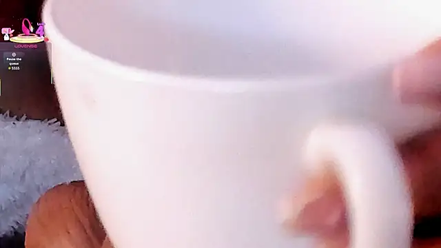 CannelaSmith Adlı Modelin Canlı XXX Sohbeti