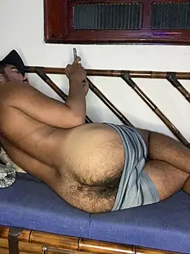 BengalasCB Adlı Modelin Canlı XXX Sohbeti