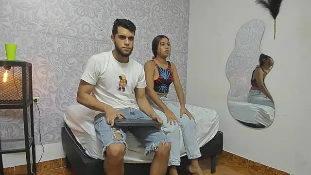 Chatroom XXX en direct de HarperAndMason