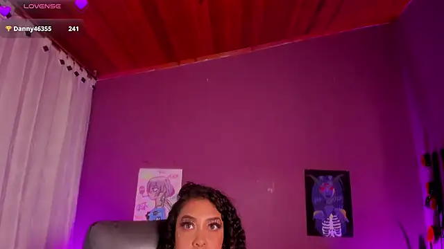 Cata_green's Live XXX Chat