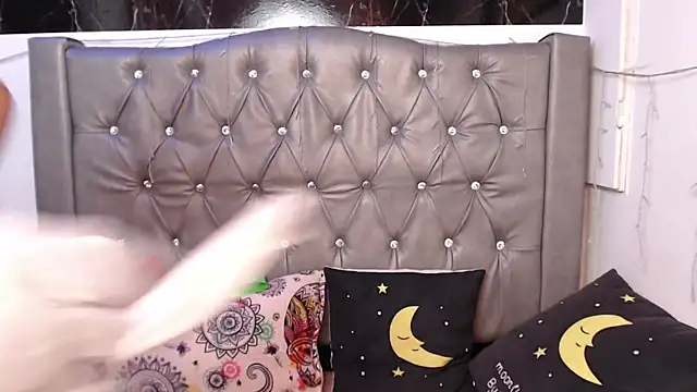 LAILAGUMMY Adlı Modelin Canlı XXX Sohbeti