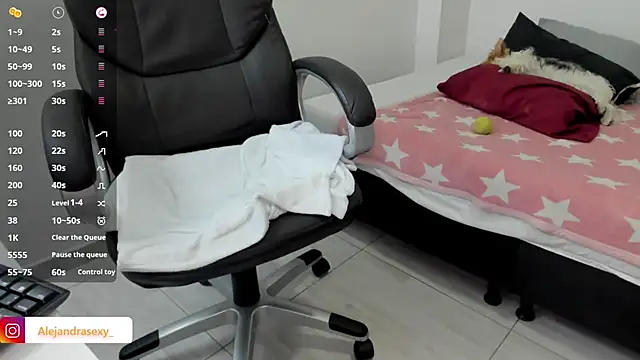 แชท XXX สดของ alejandra_milf_