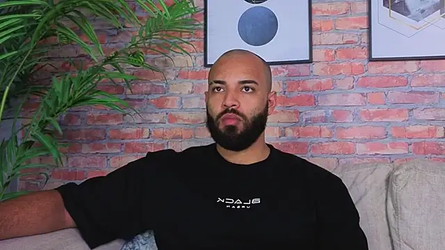 Chat XXX ao vivo de Chris_Varden