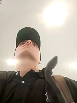 Chatroom XXX en direct de Damiianm