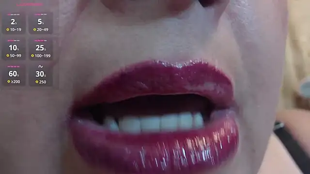 แชท XXX สดของ Kerly_Doll