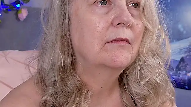 Kaitlyn_Winters Adlı Modelin Canlı XXX Sohbeti