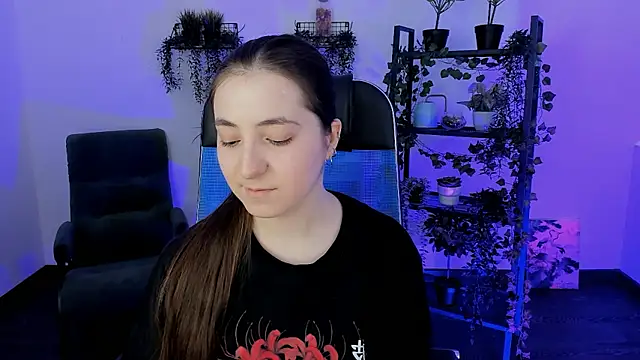 دردشة VirtuallVoyant الجنسية المباشرة