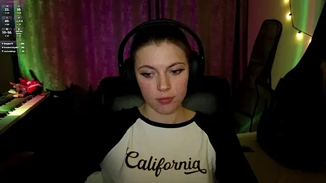 CutieAnny Adlı Modelin Web Kamerası Şovu