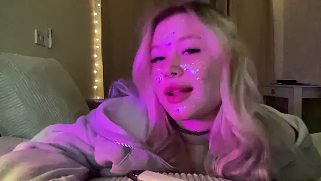 Chat XXX en directo de Lulu_Di