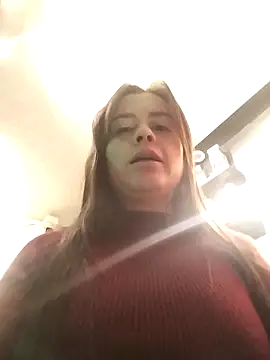 karlagiraldo198: απευθείας συνομιλία ΧΧΧ