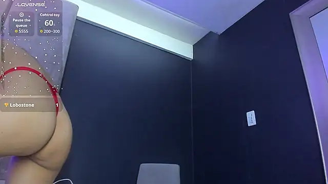 Chat +18 de Juliethaamour ao vivo