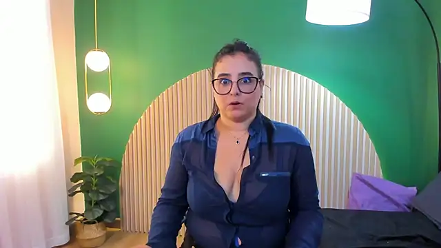 taylor_bennetのライブXXXチャット