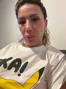 LoreennAny Chat XXX live