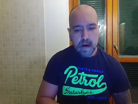 แชท XXX สดของ AMIRDIB2025