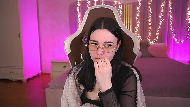 TorrySrar live XXX chat