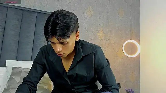 عرض كام Alejandroo_Montenegro