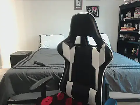 GeminiGoddess22's Live XXX Chat