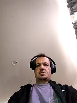 TheTree13 在線直播表演