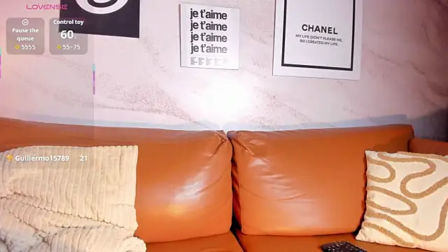 EVANGELIINE_21 Chat XXX live