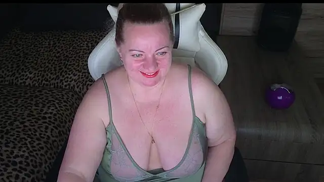 Chat +18 de MolligSpielle ao vivo