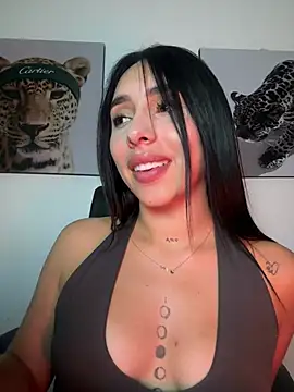 isabella_jade Adlı Modelin Web Kamerası Şovu