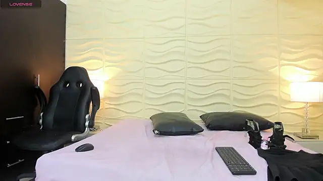 IsabellaDaft's Live XXX Chat