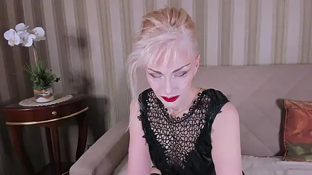 Pertunjukan Kamera Web Rita_Farel