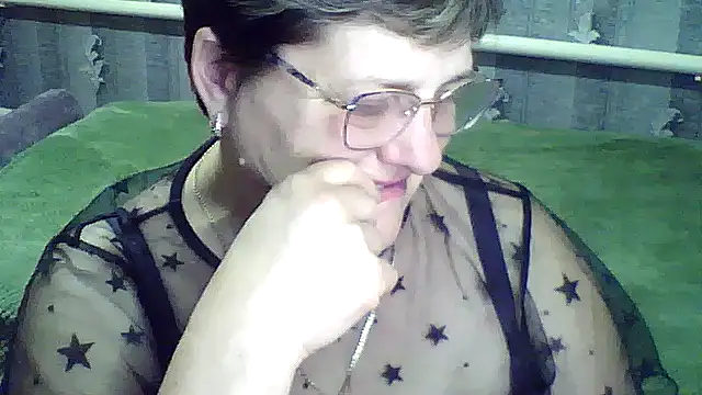 ElzaJewel live XXX chat