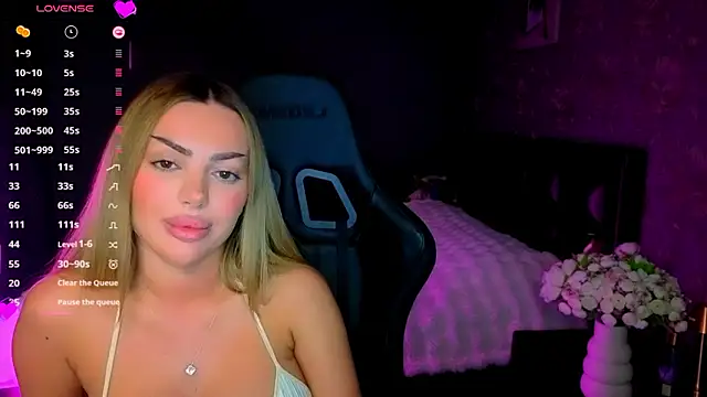 XXX chat uživo modela Ayla__Demir